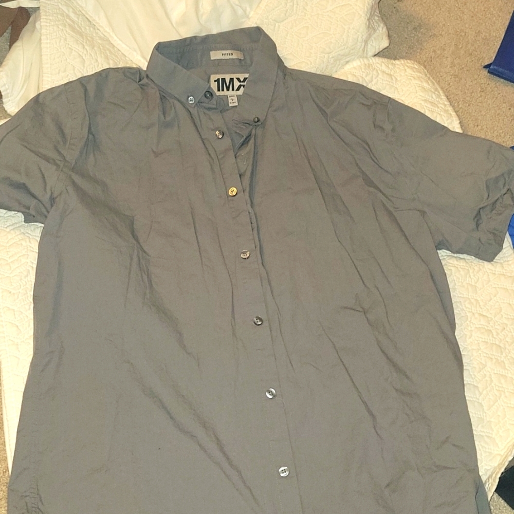 Men's Express Fitted Shirt Large Gray NWOT Conditon